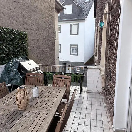 An Der Mosel Apartment *